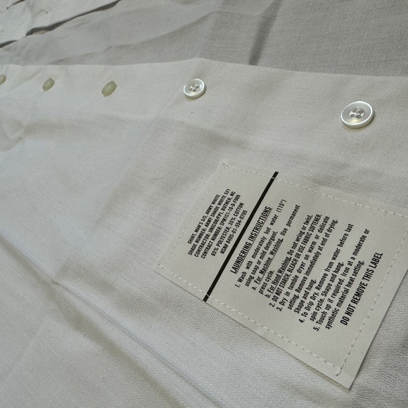 Defense Logistics Agency Garrison Dress White 17.5R-C - Picture 5 of 5